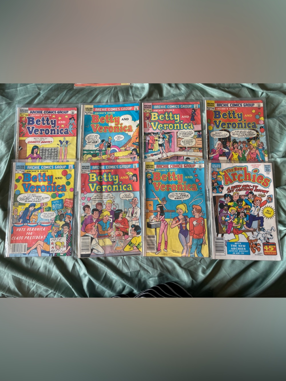 VINTAGE | Bundle of 8 Archie Comics